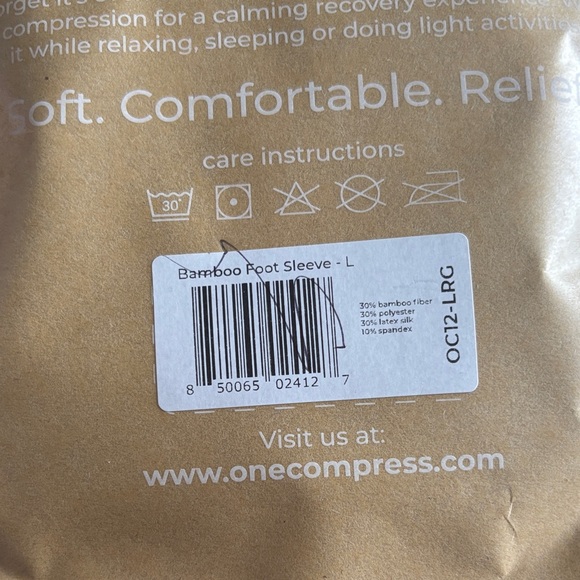 OneCompress Bamboo Foot Sleeve. Size L. Set of 2. - Picture 3 of 3